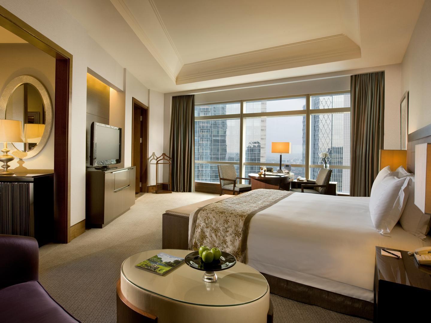 The Residences Of The Ritz-carlton Pacific Place Hotel 5*